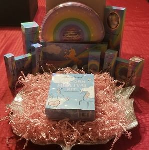 Life's a festival collection set